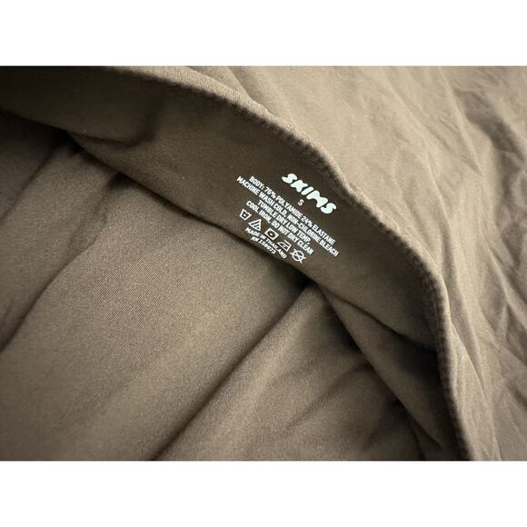 SKIMS Cocoa Brown Fits Everybody Solid Backless Mini Halter Dress Size Small - Picture 4 of 5